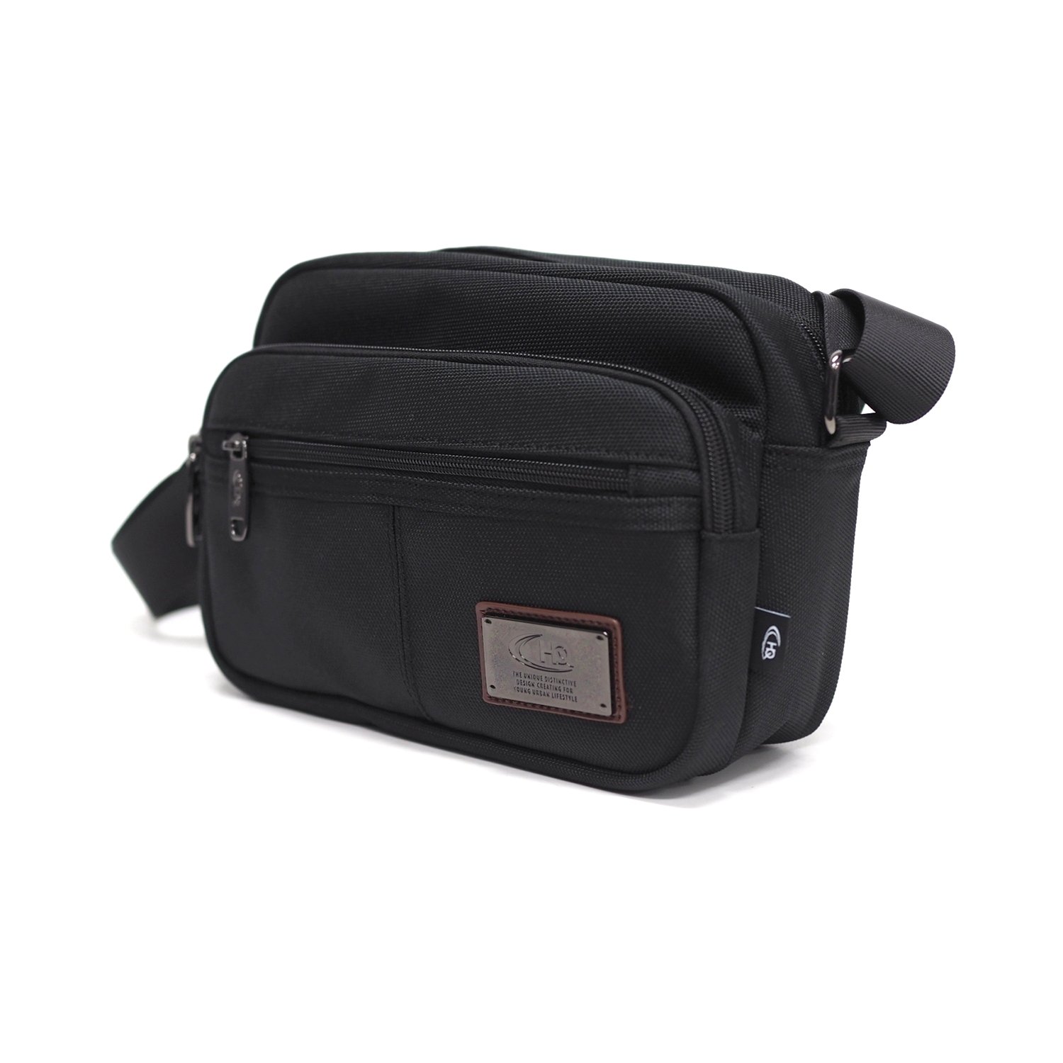 HQ LUGGAGE รุ่น 3329 กระเป๋าสะพายข้าง ดีไซน์มินิมอลเรียบหรู ผลิตจากผ้าโพลีเอสเตอร์ น้ำหนักเบา กันละอองน้ำ พร้อมช่องใช้งานครบครัน และบุ EVA Foam ป้องกันการกระแทก เหมาะสำหรับใช้งานในชีวิตประจำวันทั้งผู้ชายและผู้หญิง
