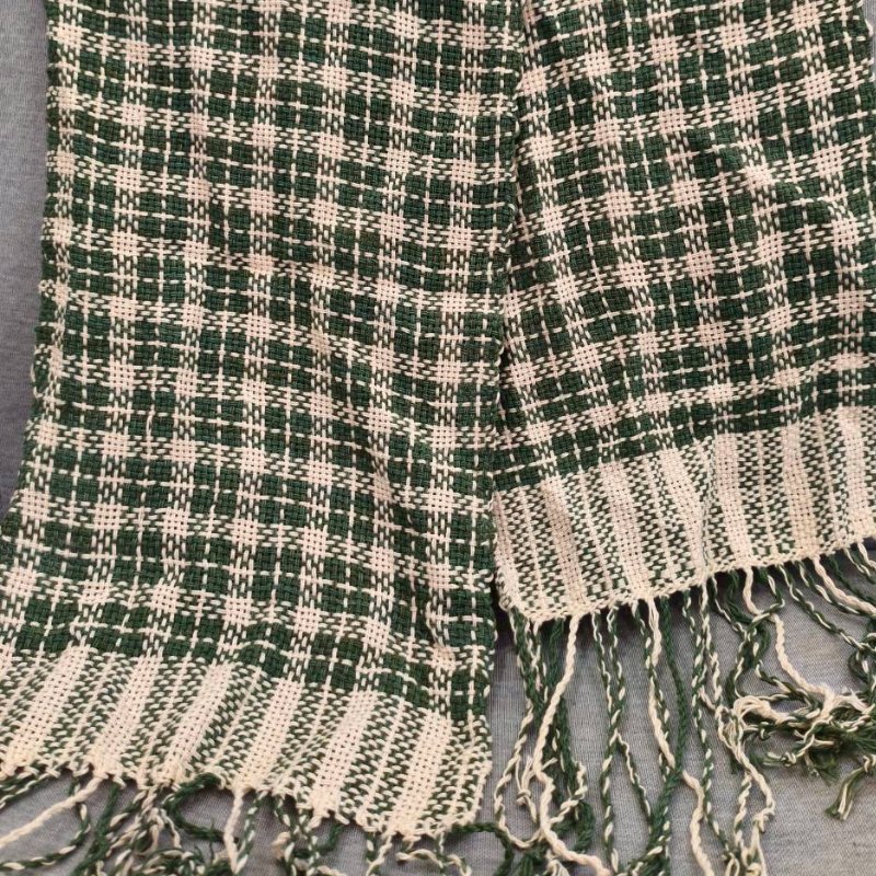  ผ้าพันคอลายสก๊อต   จำนวน 1 ผืน   ขนาดความยาว 1.50 เมตร (พรีออเดอร์)