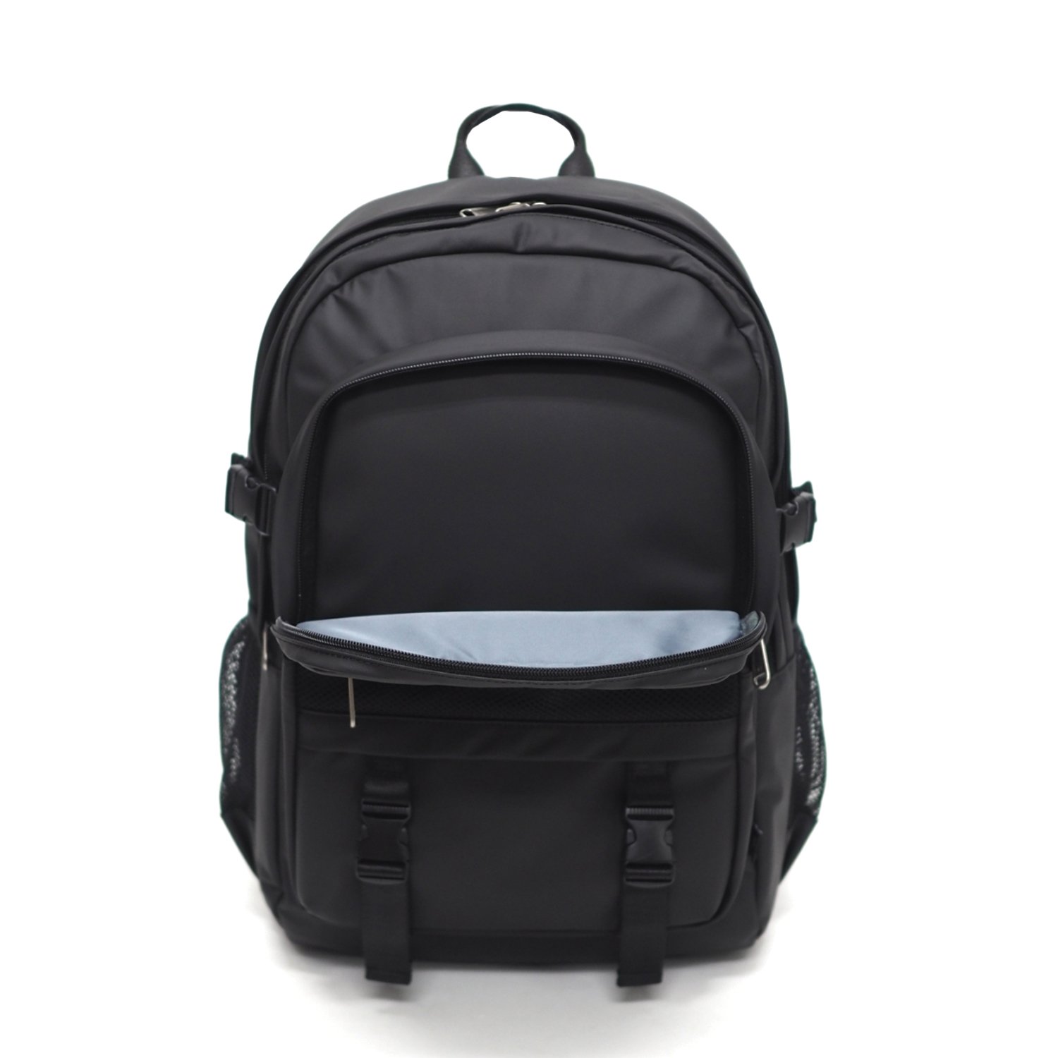 กระเป๋าเป้ HQ LUGGAGE รุ่น P3320 ดีไซน์เรียบเท่ ผลิตจากผ้าโพลีเอสเตอร์เคลือบกันน้ำ 100% พร้อมช่องใส่โน้ตบุ๊ค 16 นิ้ว แยกสัดส่วนจัดเก็บอย่างเป็นระเบียบ สายสะพายบุฟองน้ำ พร้อมสายรัดอก เพิ่มความกระชับ พกพาสะดวกด้วยหูจับและช่องเสียบกับคันชักกระเป๋าเดินทาง