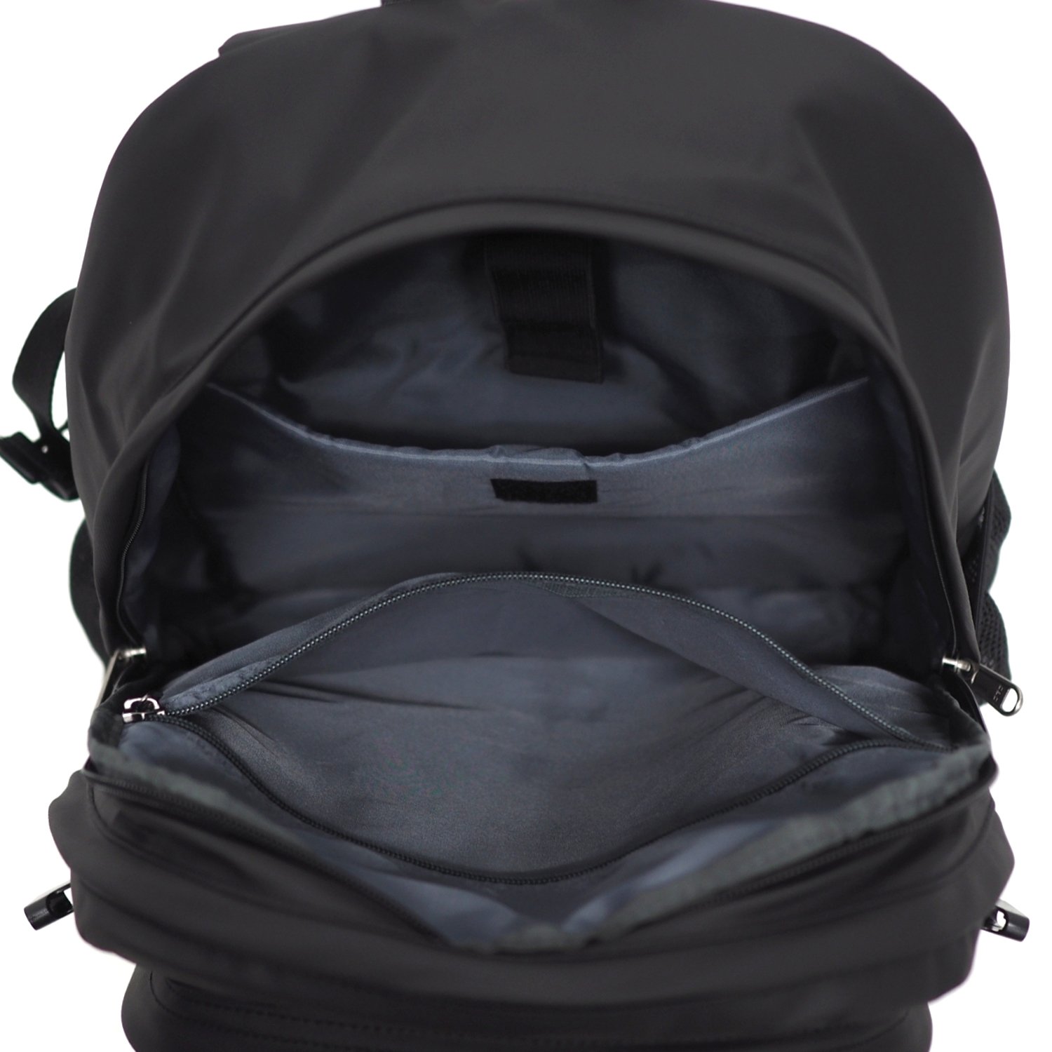 กระเป๋าเป้ HQ LUGGAGE รุ่น P3320 ดีไซน์เรียบเท่ ผลิตจากผ้าโพลีเอสเตอร์เคลือบกันน้ำ 100% พร้อมช่องใส่โน้ตบุ๊ค 16 นิ้ว แยกสัดส่วนจัดเก็บอย่างเป็นระเบียบ สายสะพายบุฟองน้ำ พร้อมสายรัดอก เพิ่มความกระชับ พกพาสะดวกด้วยหูจับและช่องเสียบกับคันชักกระเป๋าเดินทาง