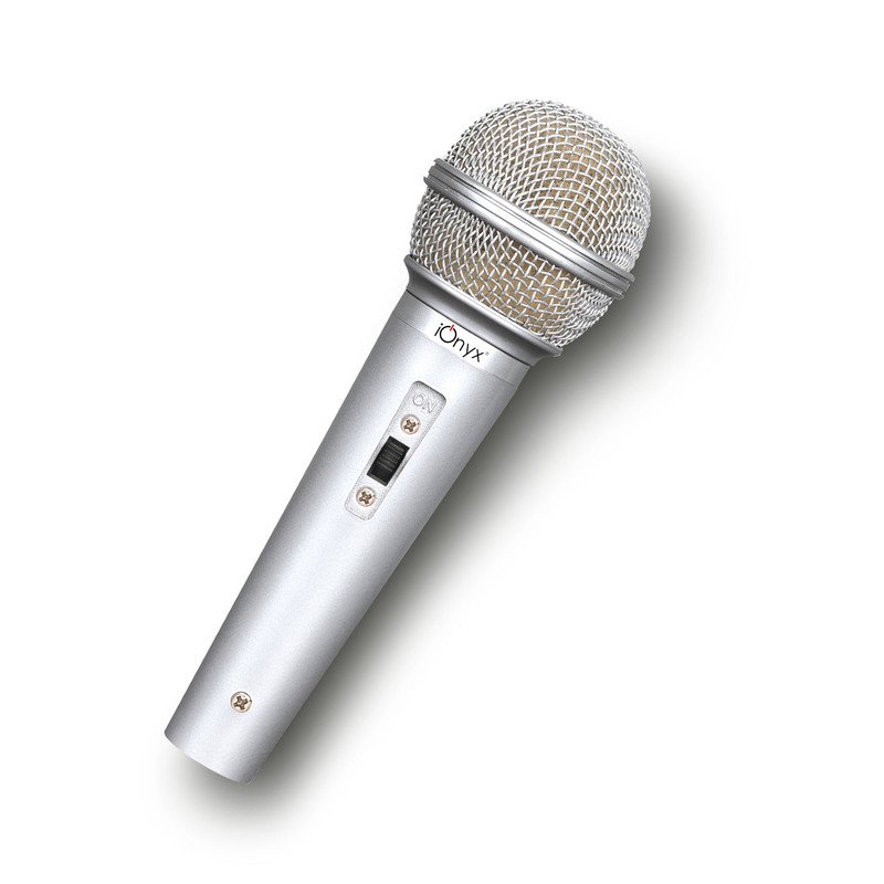 ไมโครโฟนรูปแบบ Dynamic Microphone พร้อมสาย 
มีแม่เหล็ก เพื่อป้องกันอัตราส่วนสัญญาณต่อสัญญาณรบกวนสูง
สามารถตอบสนองความถี่ ได้อย่างชัดเจน
รับฟังเสียงได้รอบทิศทาง และสามารถลดเสียงรบกวนได้เป็นอย่างดี
มีสวิตช์สำหรับเปิด-ปิดไมโครโฟน ใช้งานง่าย